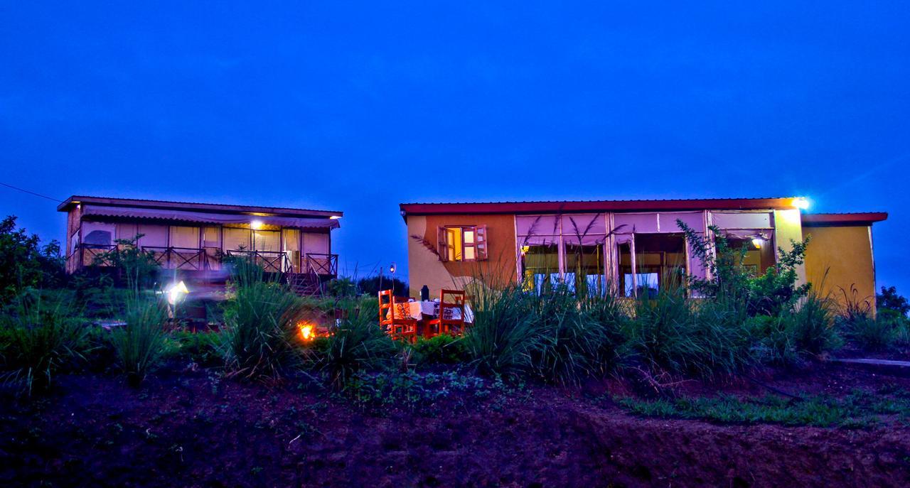 Wild Tracks Overland Camp Kasese Habitación foto
